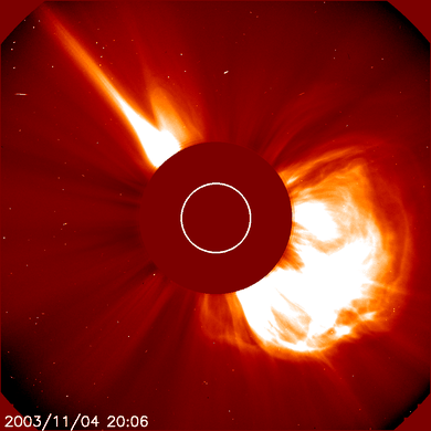 http   soho.nascom.nasa .gov hotshots 2003 11 04 c2